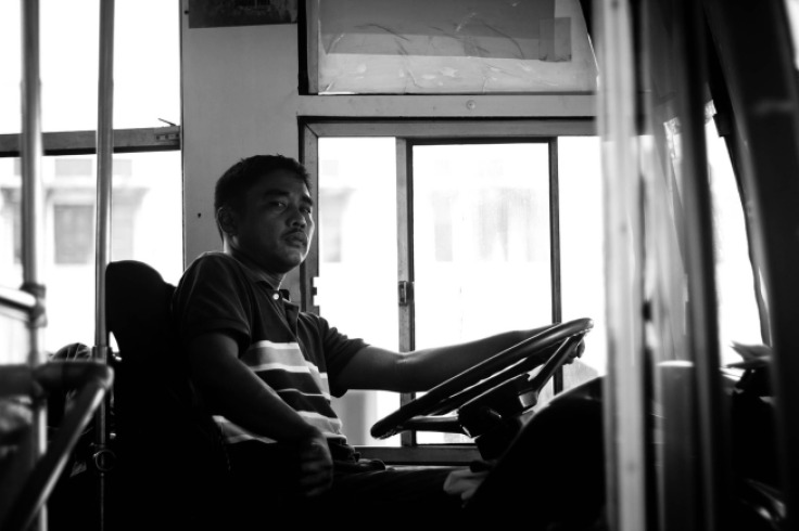 Conductor despedido por llevar a su perro de apoyo